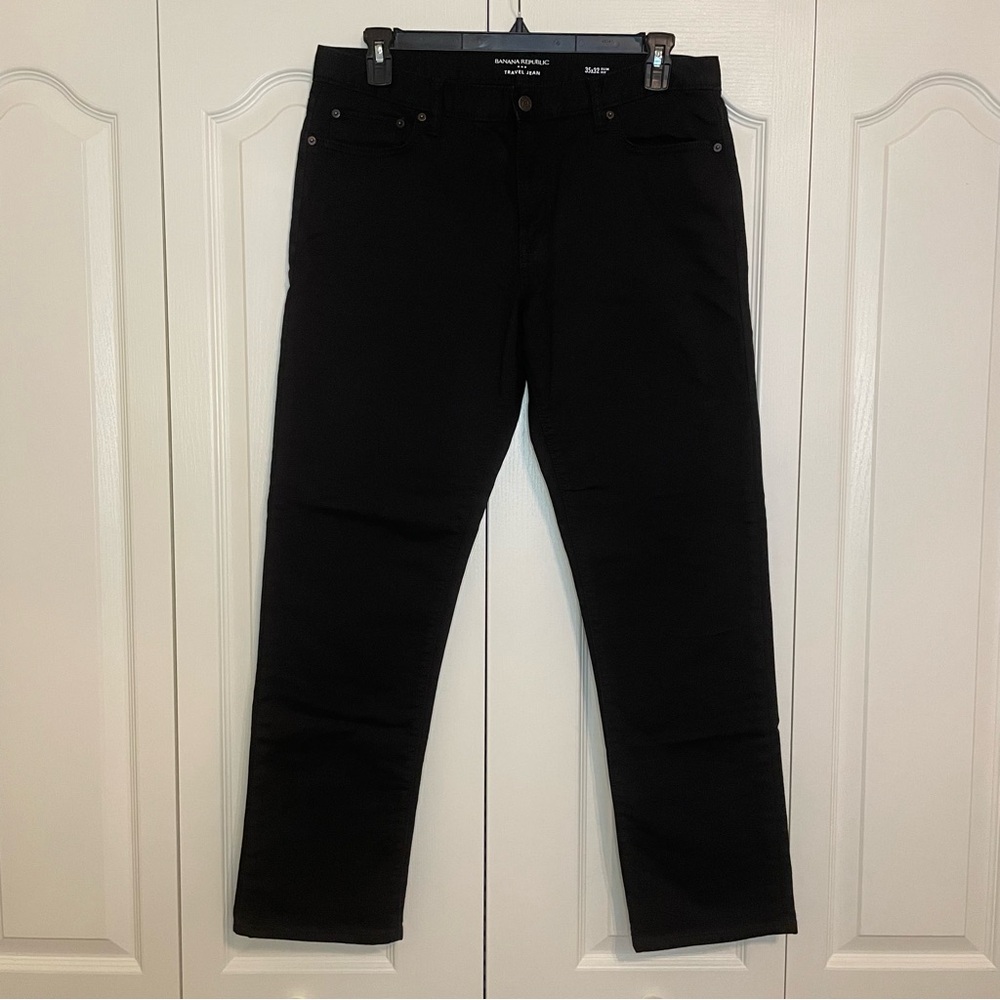 Banana Republic Slim Travel Jean 35x32 NWOT